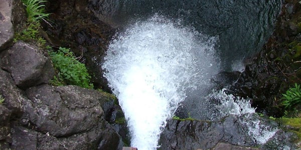Makapipi Falls