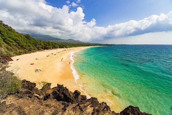 Golden sand at Big Beach (Mākena), South Maui