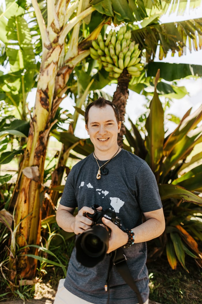 John Derrick with his camera, Hawaii-Guide.com founder