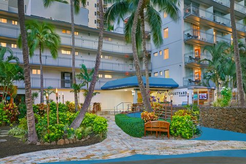 Courtyard by Marriott Waikiki Beach photo 5