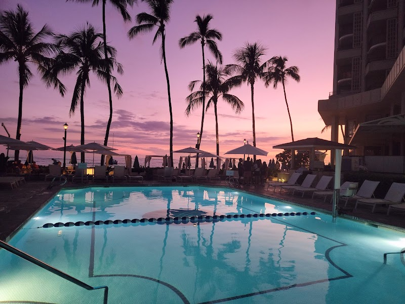 Moana Surfrider - A Westin Resort & Spa photo 3