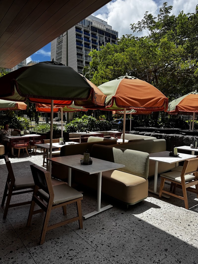 Romer Waikiki at The Ambassador