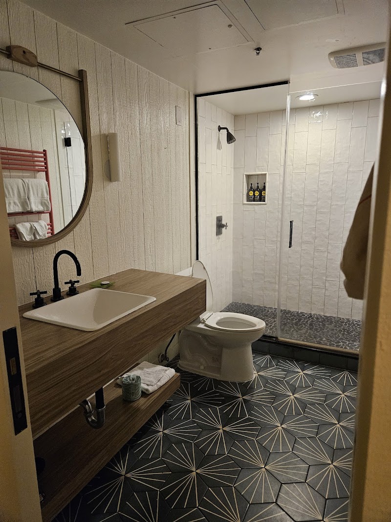 The Surfjack Hotel & Swim Club photo 4