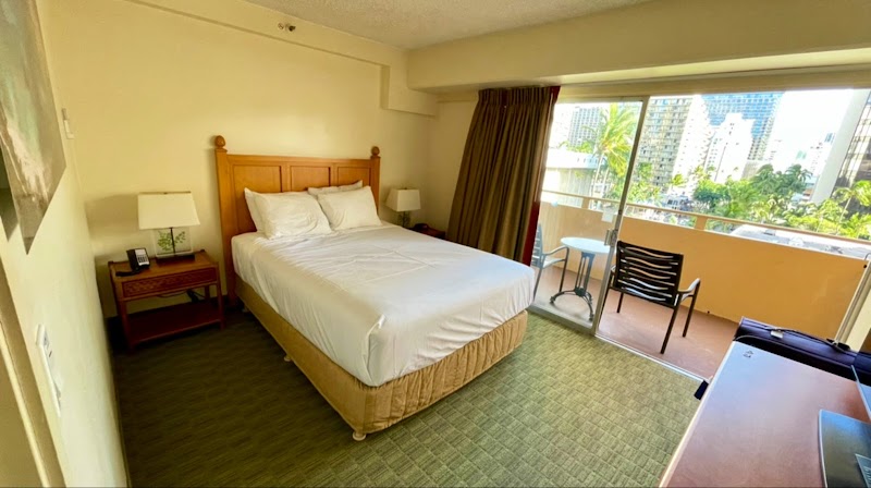 Waikiki Malia photo 2