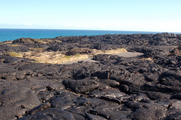 Chain of Craters Road Image