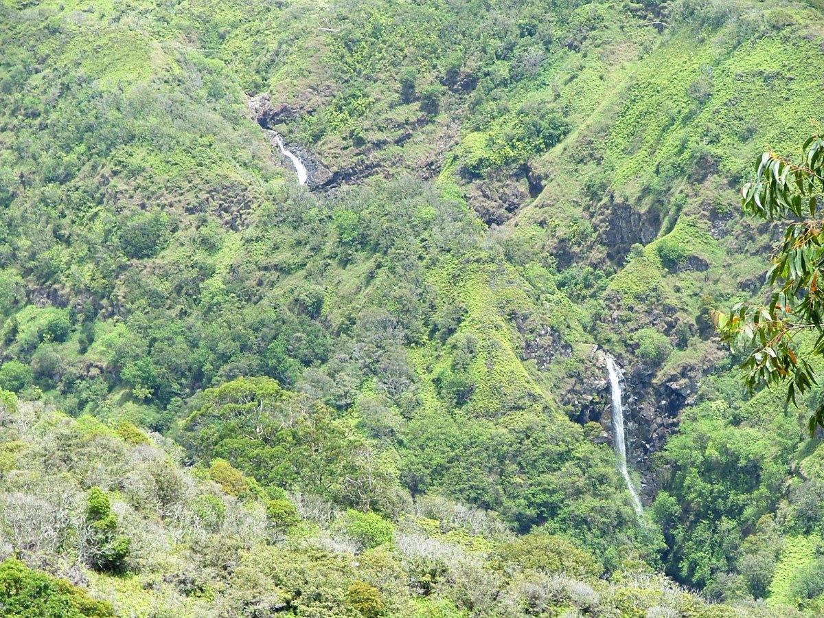 Makamaka'ole Falls