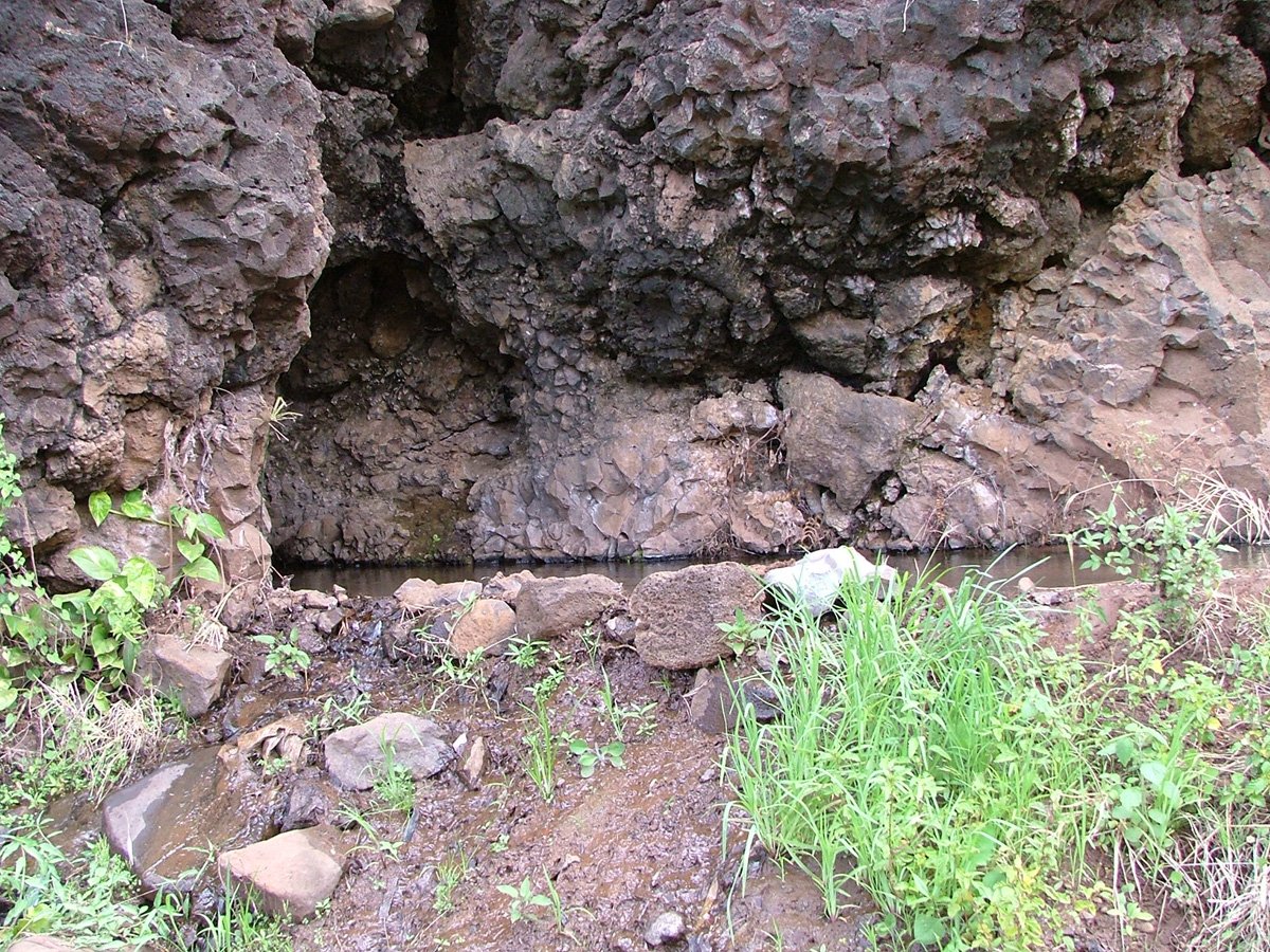 Menehune Ditch (Kiki a Ola)