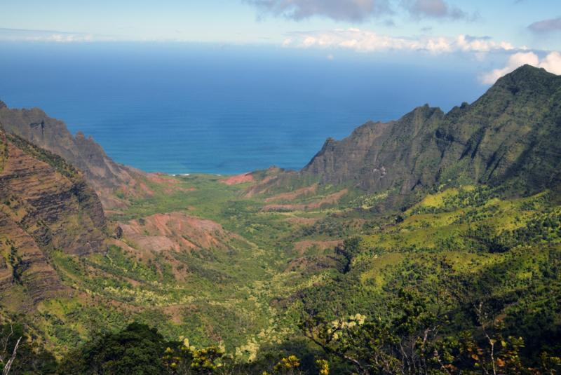 Puu o Kila Lookout and Overlook