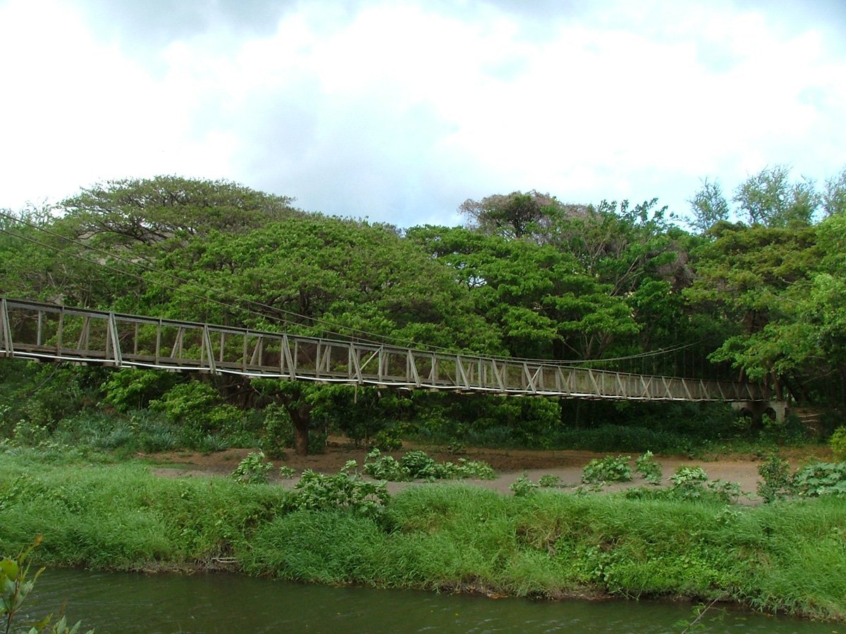 Waimea Swinging Bridge