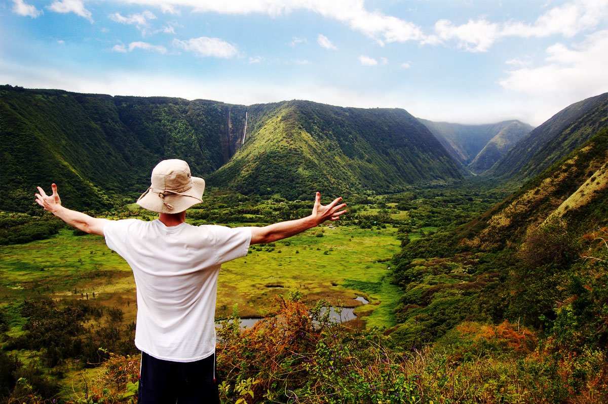 Muliwai Trail to Waimanu Valley