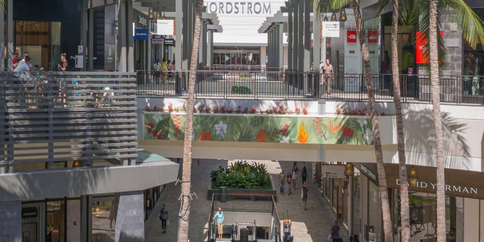 Ala Moana Shopping Center | Hawaii Travel Guide