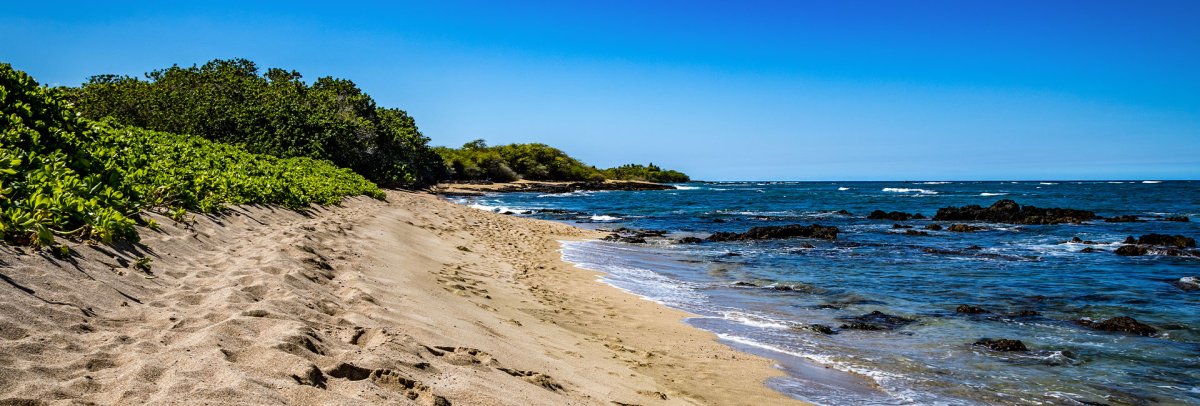 Anaehoomalu Bay (A-Bay)