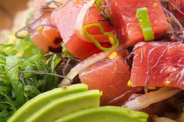 Top Poke Bowl Spots on Maui Tile Image