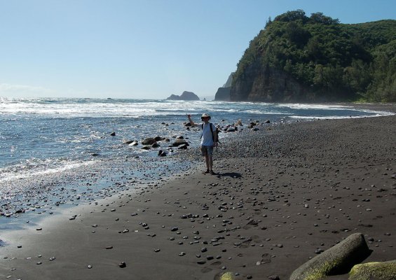 Pololu Beach