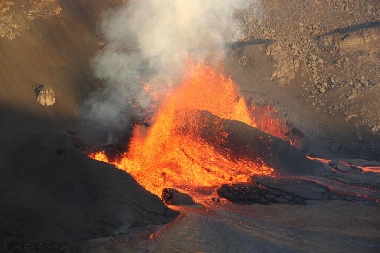 2025 Eruption - USGS