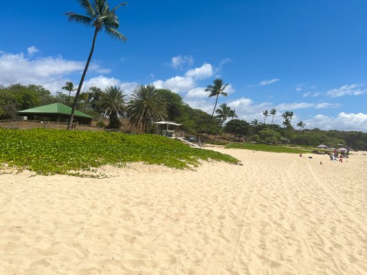 hapuna beach state park life guard stand