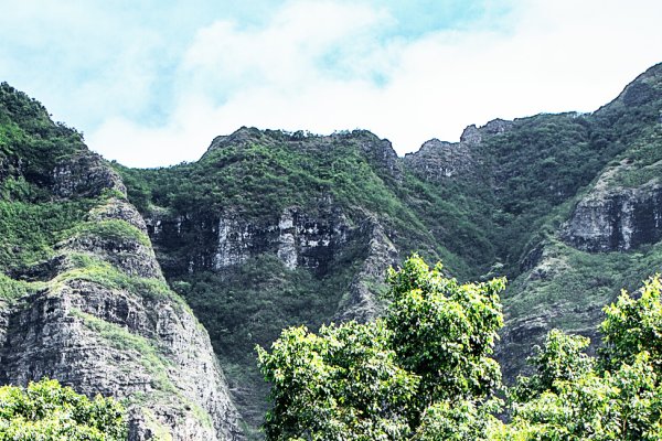 Visiting Hawaii in October Tile Image