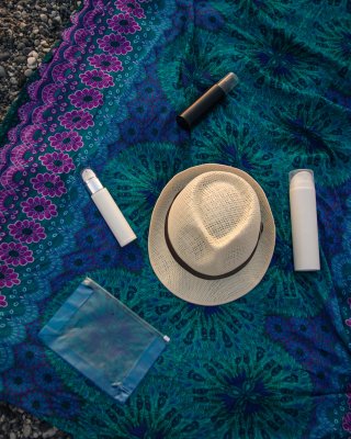 A Fedora hat to represent headwear as an essential item to bring when packing for Hawaii
