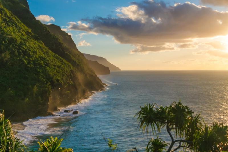 How To Prepare for the Kalalau Trail