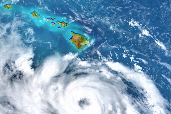 Hurricane Season in Hawaii Tile Image