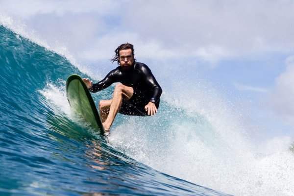 Surf Lessons Tile Image