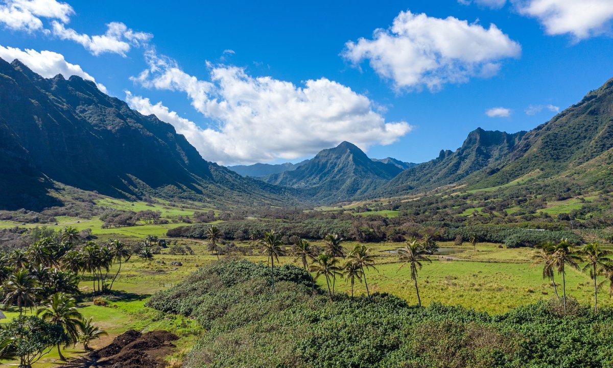 Ka'a'awa Valley