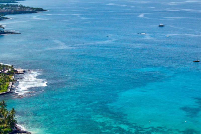 Kona Inn Shopping Village