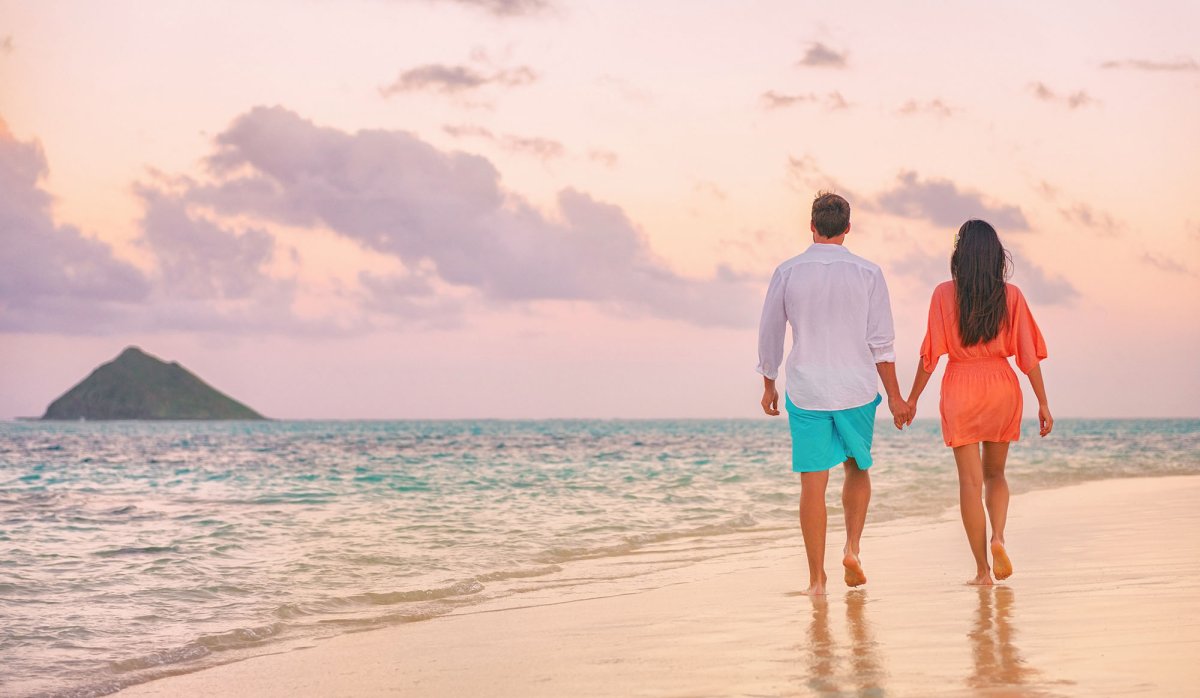 Couple on Lanikai Beach, Oahu Tile Image