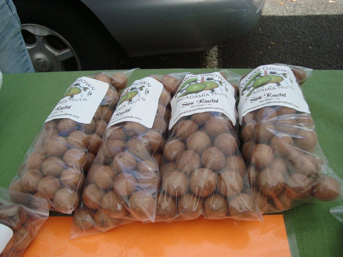 Kapiolani Community College Farmer's Market | Hawaii Travel Guide