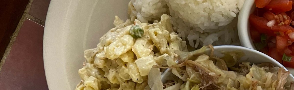 Best Mixed Plate Spots on Maui | Hawaii Travel Guide