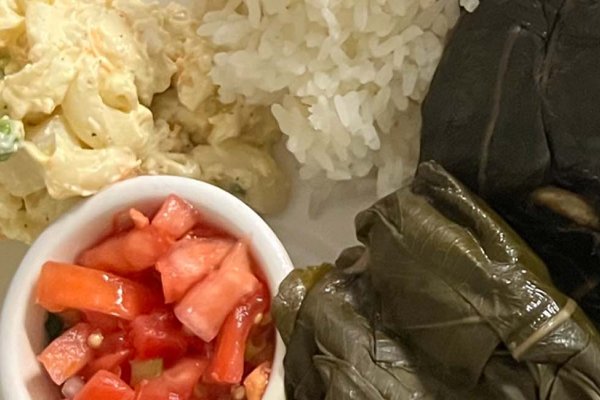 Top Mixed Plate Spots on Oahu Tile Image