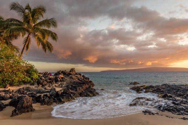4 Reasons You'll Want to Spend More Than a Day on Kauai Tile Image