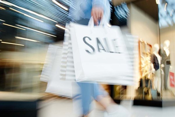 Queen Kaʻahumanu Center Tile Image