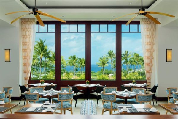 Ritz Carlton Kapalua Tile Image