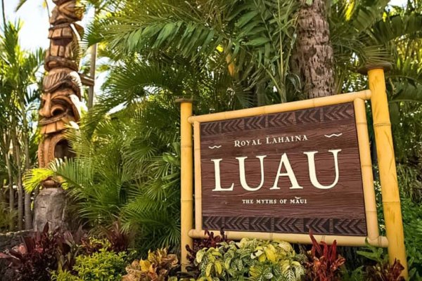 Hawaii Tours - Royal Lahaina Luau Tile Image