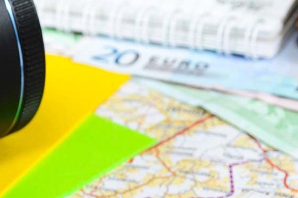 3 Simple Tricks To Save Big Money On Food In Hawaii Tile Image