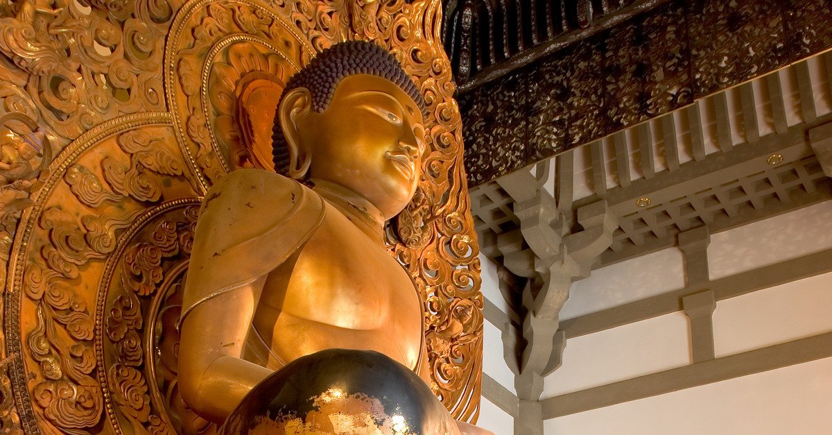 View the Amida Buddha, which represents infinite life and light