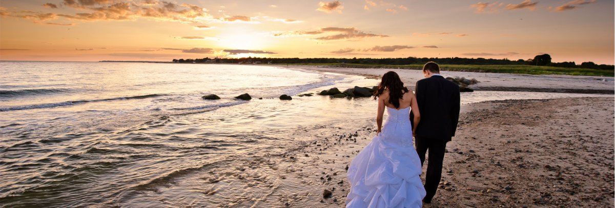 7 Best Beaches To Get Married & Have a Wedding On | Maui Hawaii