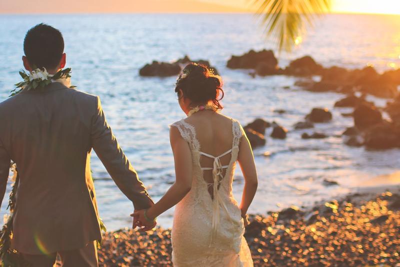 Top Beaches to Get Married on Oahu