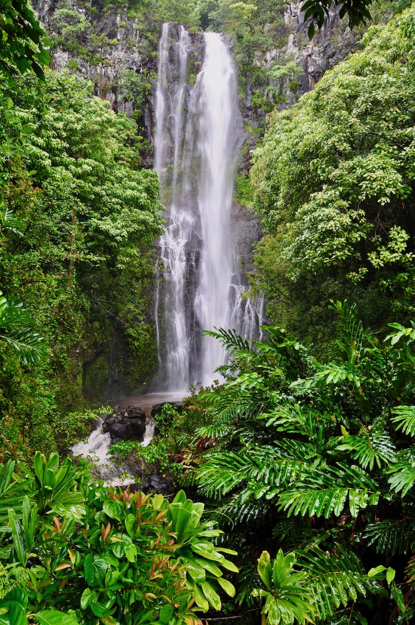 Garden of Eden waterfall, Hāna Highway, Maui