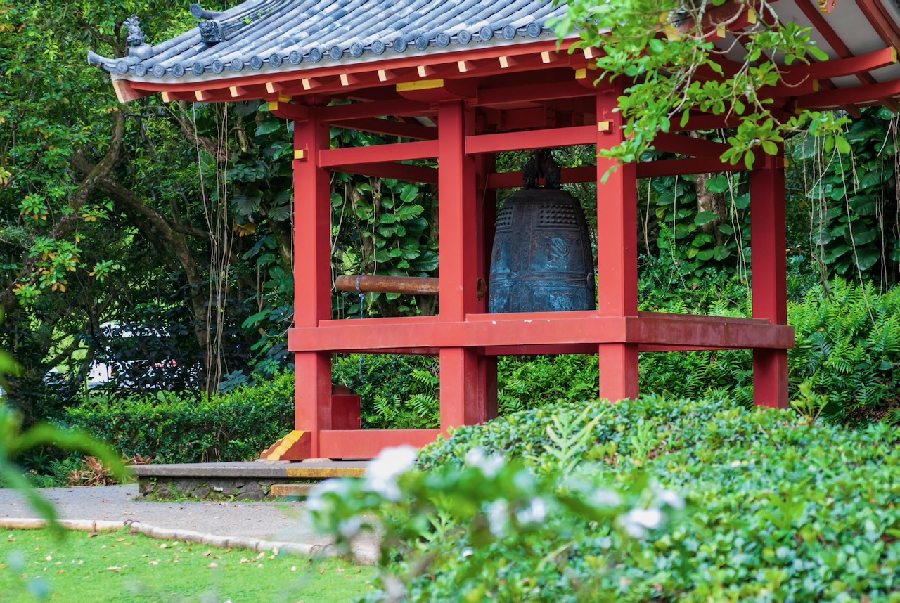 bo Sho Bell Byodo in Temple Oahu ss 2082709507